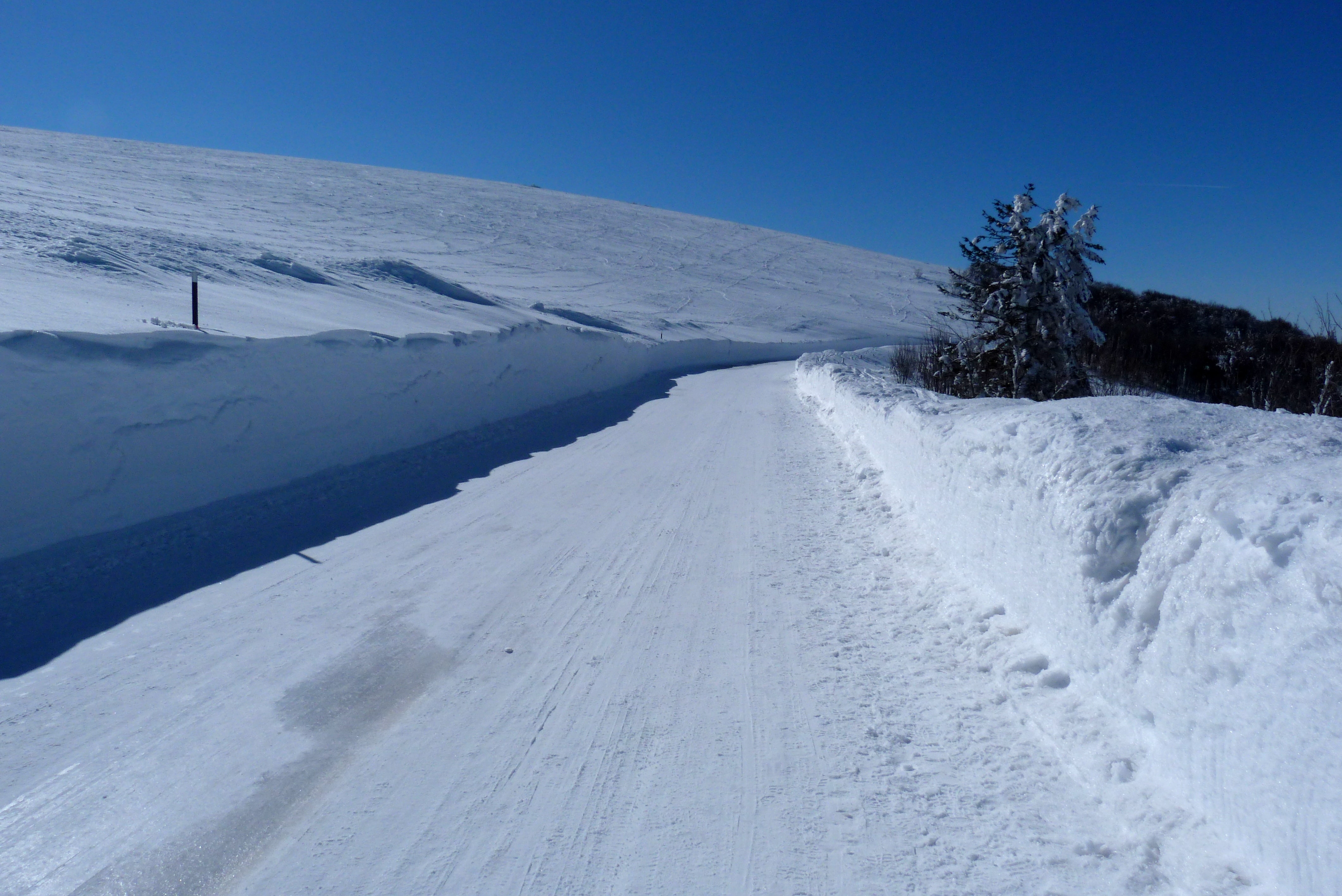 Background route neiges